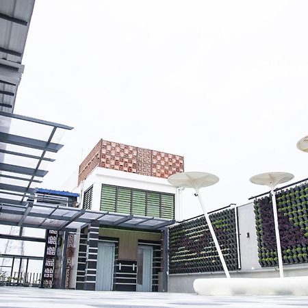 Hotel Lake View Baharampur ภายนอก รูปภาพ