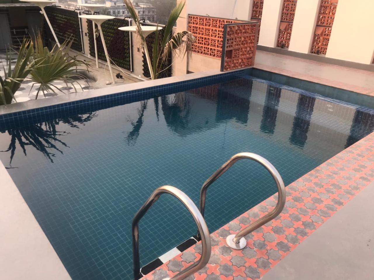Hotel Lake View Baharampur ภายนอก รูปภาพ